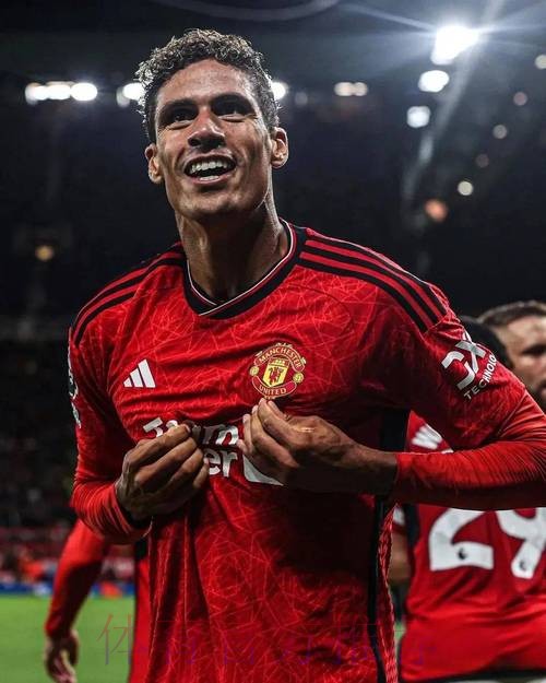 曼联已和瓦拉内接近谈妥 但还未正式向皇马报价